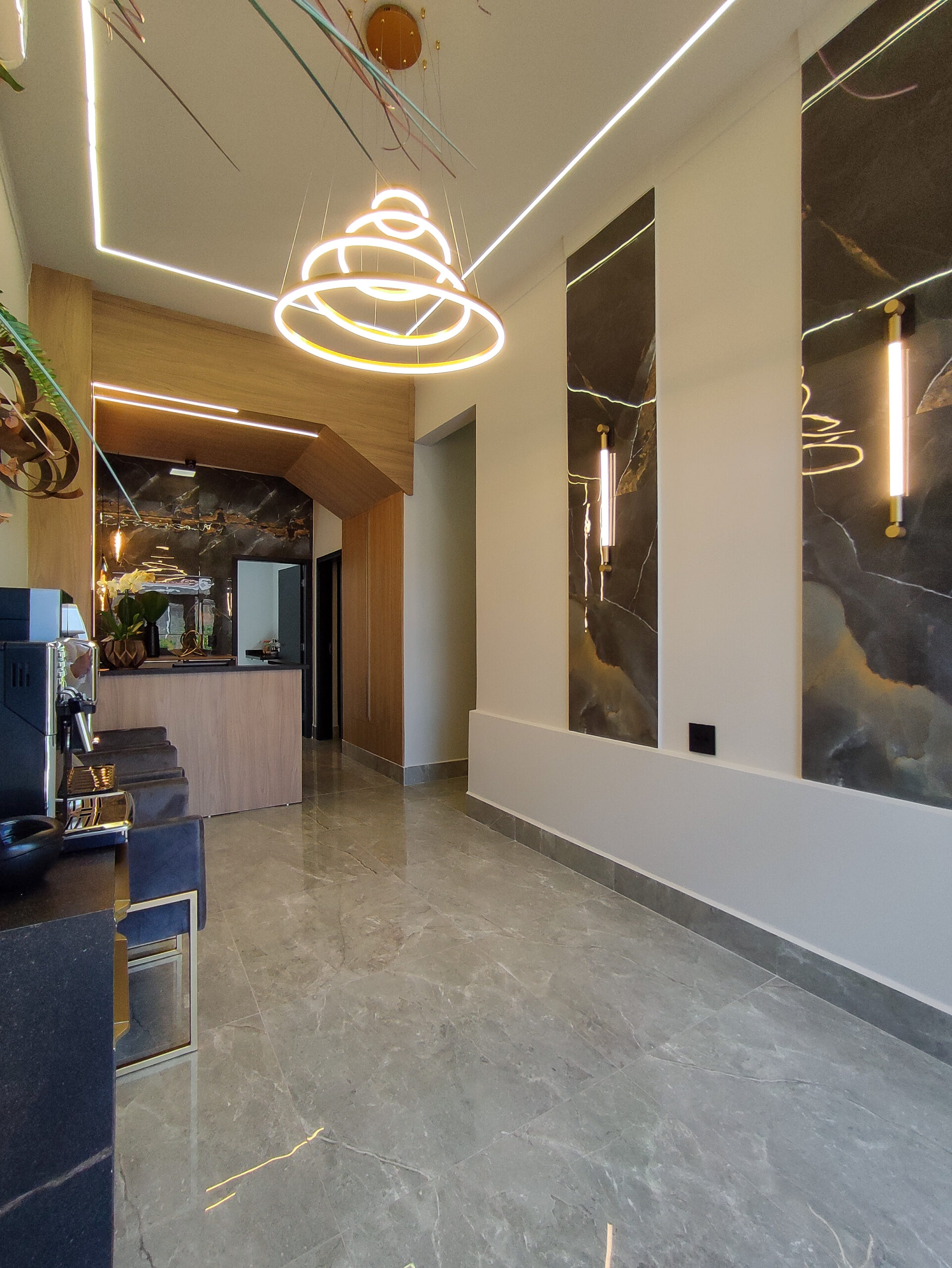 1670458289795